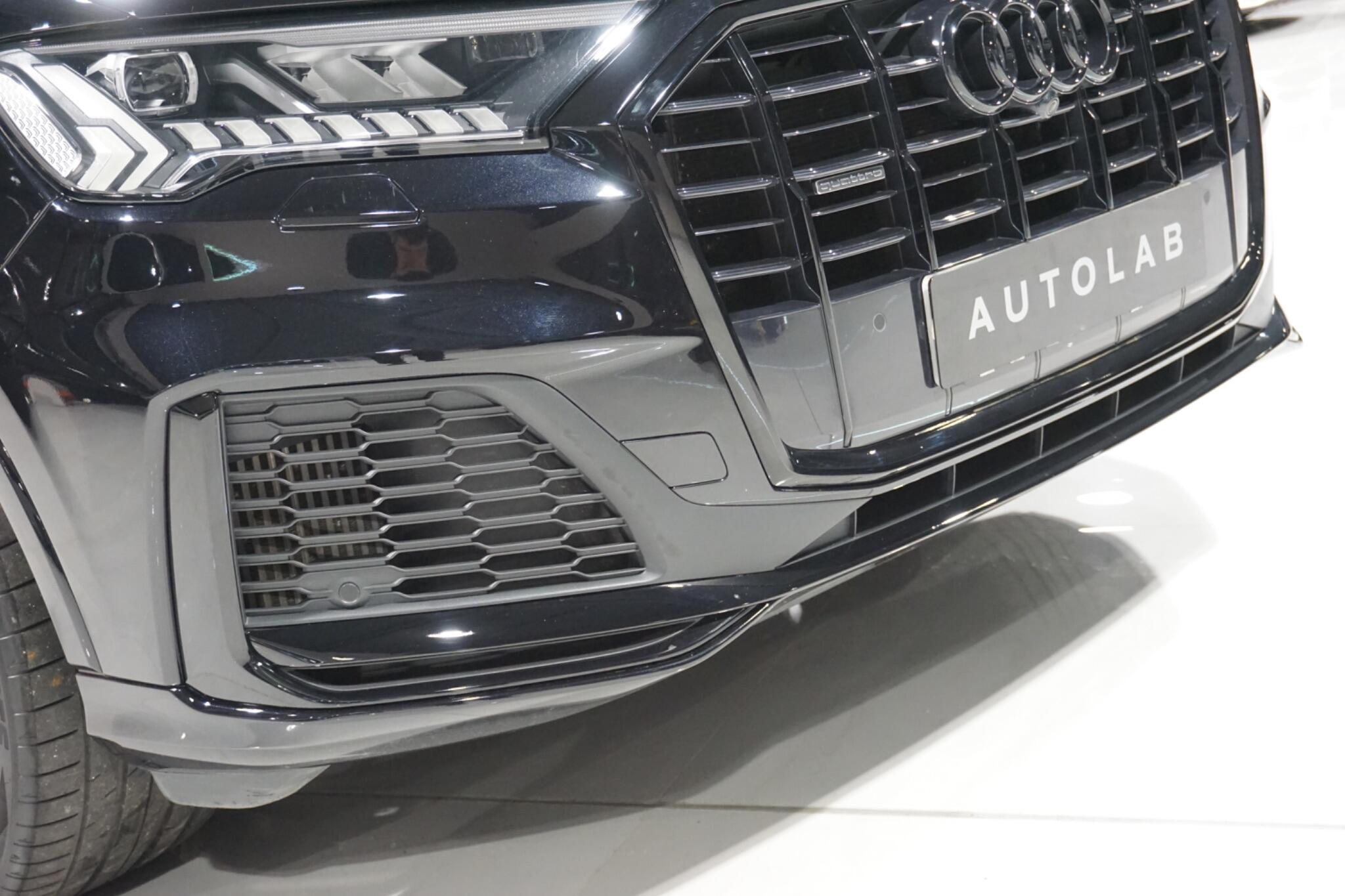 Audi Q7 3.0 TFSIe V6 55 S line SUV 5dr Petrol Plug-in Hybrid Tiptronic quattro Euro 6 (s/s) 17.9kWh (381 ps)